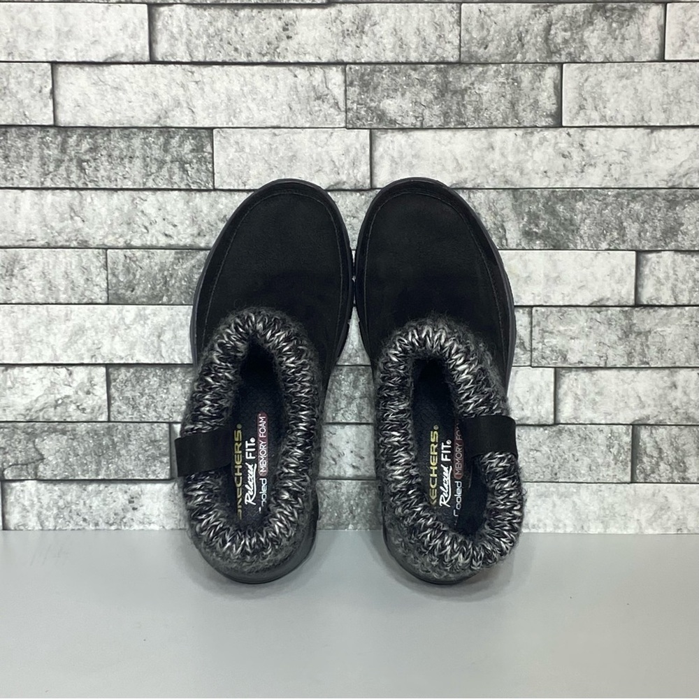 Skechers Womens 6 Black Suede Ankle Booties Memory Foam Comfort Fit - Picture 6 of 8